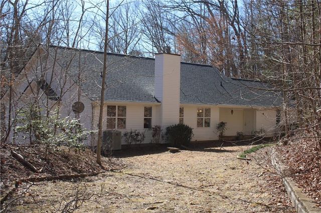 197 Holly Lane, Dahlonega, GA 30533