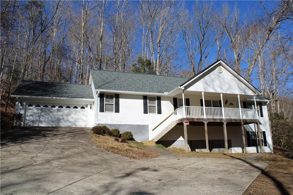 197 Holly Lane, Dahlonega, GA 30533