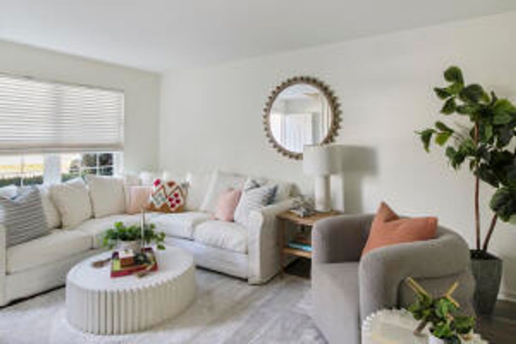 519 Parkdale Drive J, Charleston, SC 29414