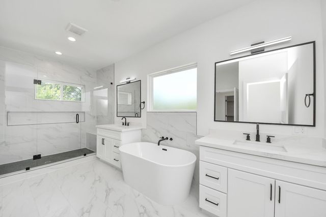 103 Frawley Street, Houston, TX 77009