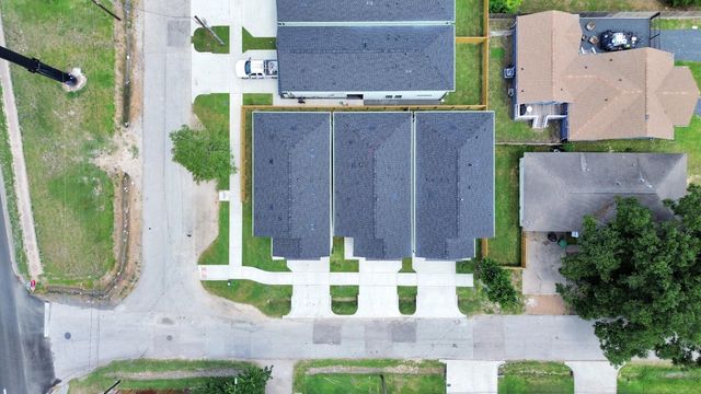 103 Frawley Street, Houston, TX 77009