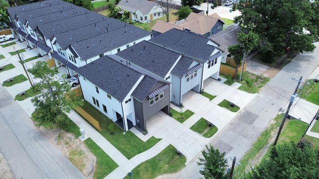 103 Frawley Street, Houston, TX 77009