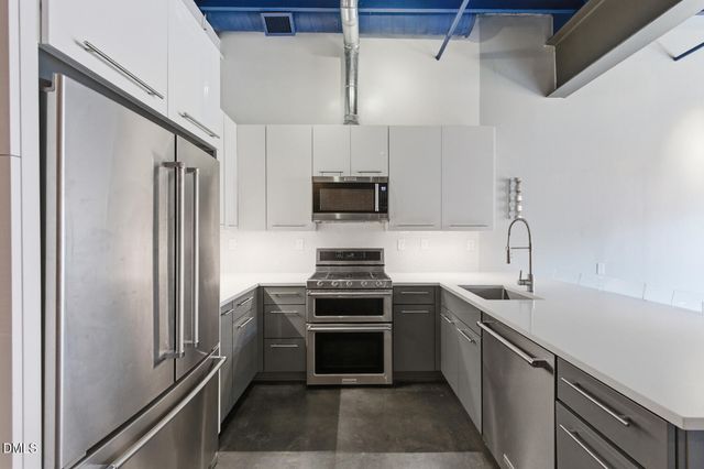 208 Rigsbee Avenue Apt 207, Durham, NC 27701