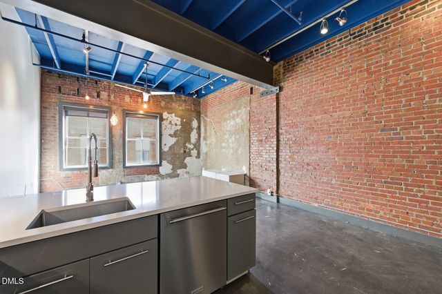 208 Rigsbee Avenue Apt 207, Durham, NC 27701