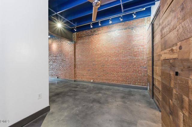 208 Rigsbee Avenue Apt 207, Durham, NC 27701