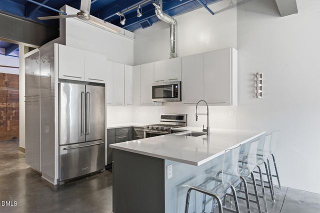 208 Rigsbee Avenue Apt 207, Durham, NC 27701