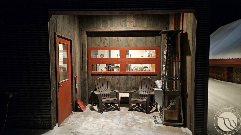 304 Main STREET E, Cooke City, MT 59020 photo 2