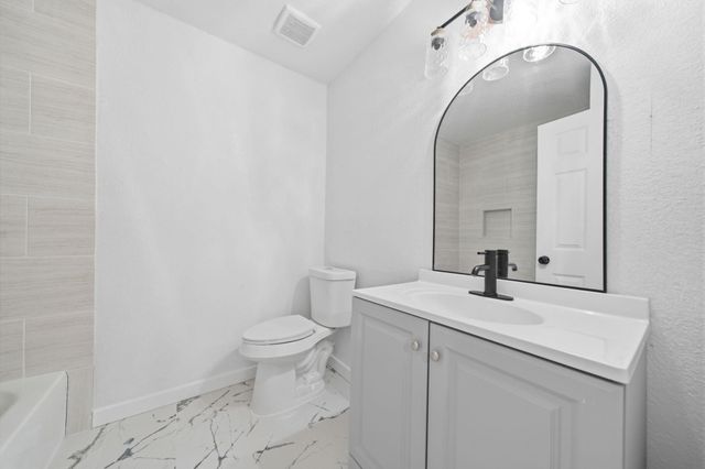 2719 Windchase Boulevard, Houston, TX 77082