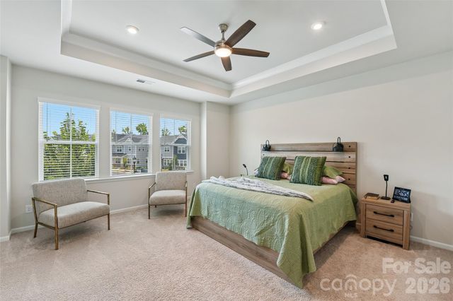 5858 Strathmore Court, Charlotte, NC 28215