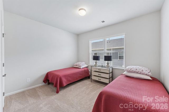 5858 Strathmore Court, Charlotte, NC 28215