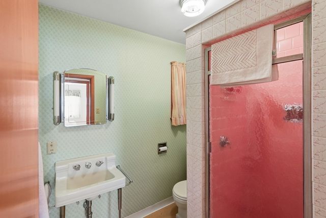 5 Slater, Webster, MA 01570