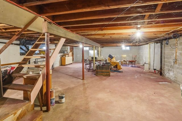5 Slater, Webster, MA 01570