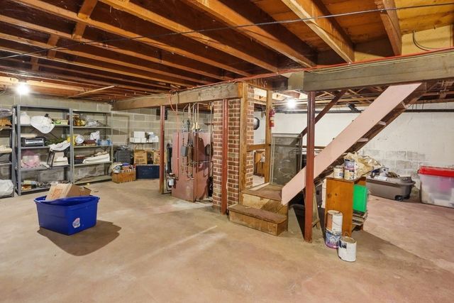 5 Slater, Webster, MA 01570