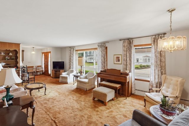 5 Slater, Webster, MA 01570