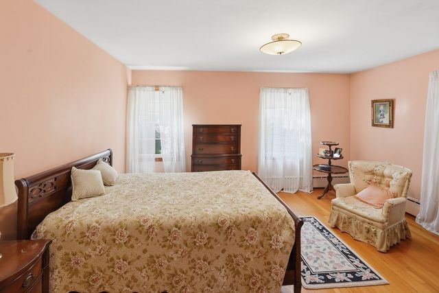 5 Slater, Webster, MA 01570