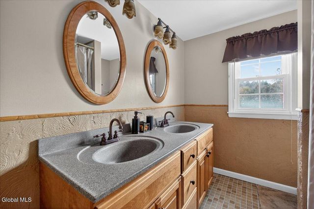 9 Sequoia Drive, Charlton, NY 12019