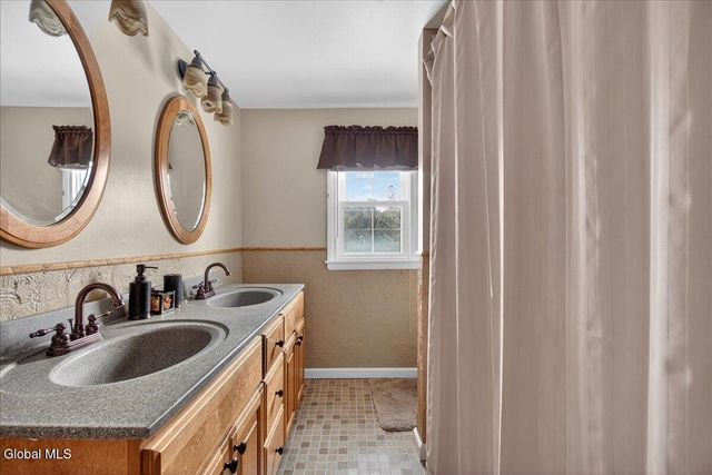 9 Sequoia Drive, Charlton, NY 12019