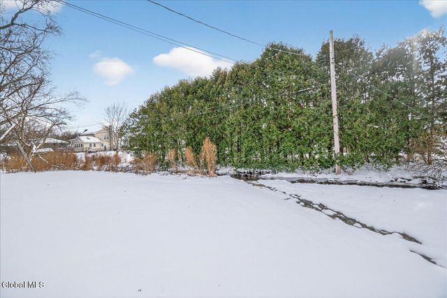 9 Sequoia Drive, Charlton, NY 12019