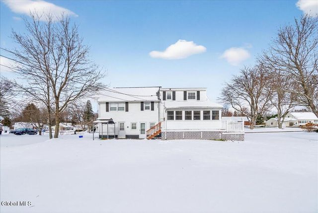 9 Sequoia Drive, Charlton, NY 12019