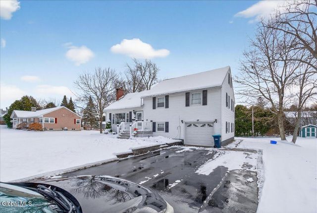 9 Sequoia Drive, Charlton, NY 12019