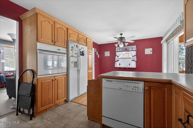 9 Sequoia Drive, Charlton, NY 12019