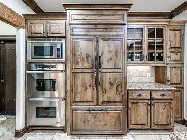 3724 Stagmoor Road, Edmond, OK 73034