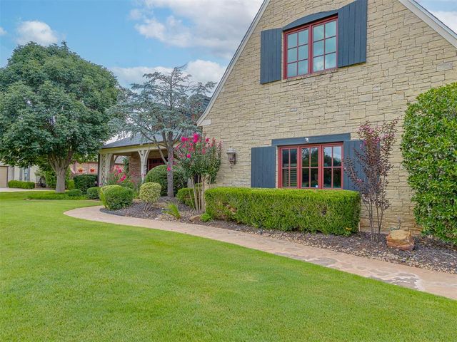 3724 Stagmoor Road, Edmond, OK 73034