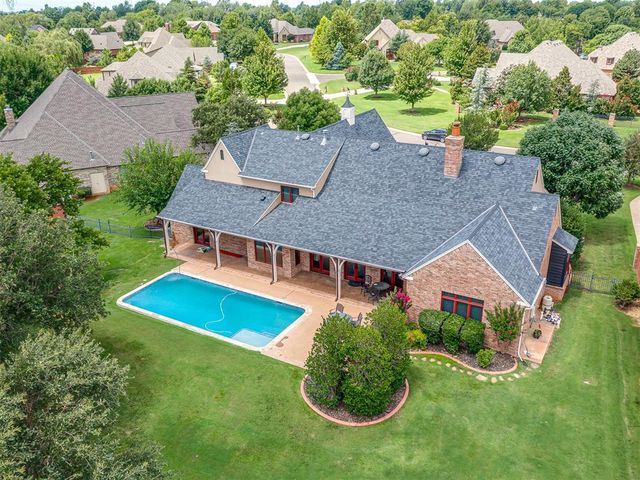 3724 Stagmoor Road, Edmond, OK 73034