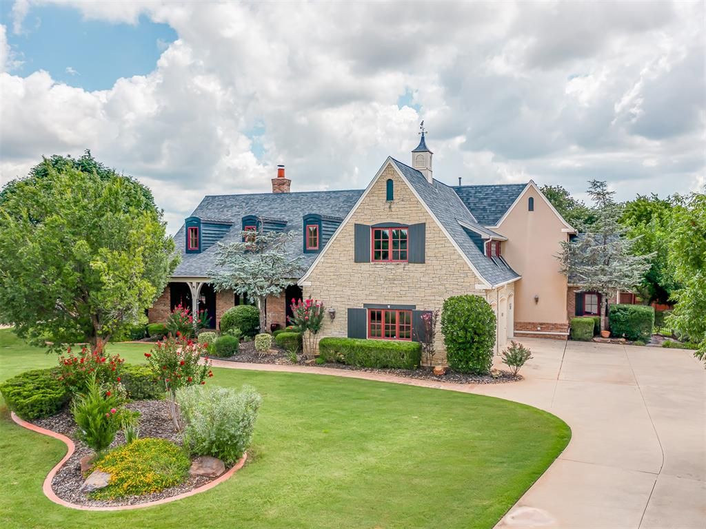 3724 Stagmoor Road, Edmond, OK 73034