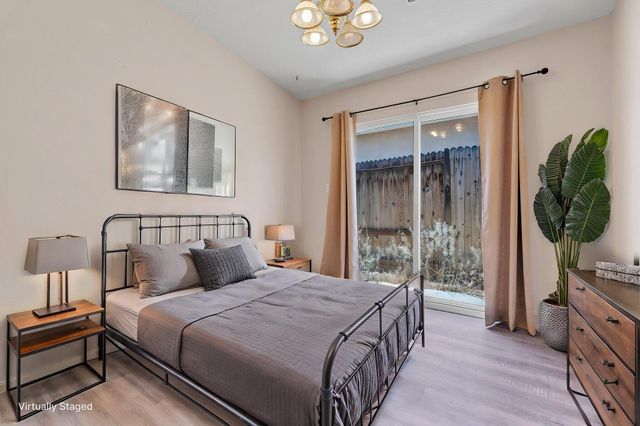 9100 Eiffel Avenue SW, Albuquerque, NM 87121