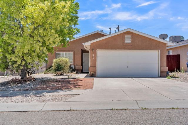 9100 Eiffel Avenue SW, Albuquerque, NM 87121