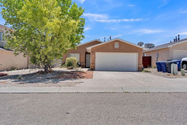 9100 Eiffel Avenue SW, Albuquerque, NM 87121