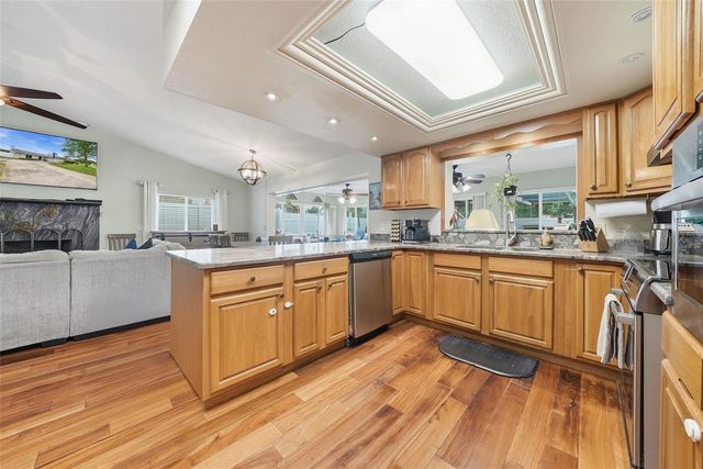 7712 LAKESIDE WOODLANDS, Hudson, FL 34667