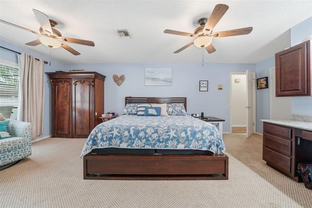 7712 LAKESIDE WOODLANDS, Hudson, FL 34667