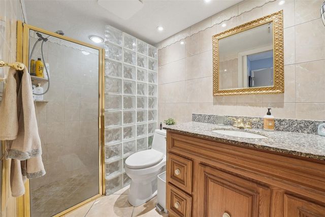 7712 LAKESIDE WOODLANDS, Hudson, FL 34667