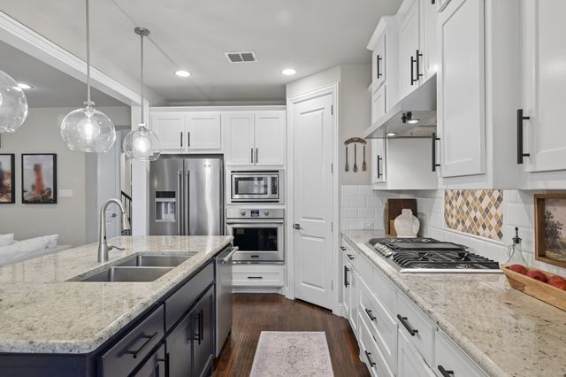 13777 Fieldcrest Road, Frisco, TX 75035