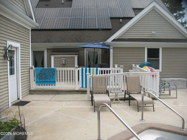 550 Egenolf Place, Bayville, NJ 08721