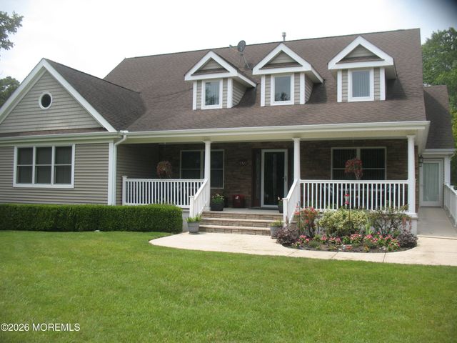 550 Egenolf Place, Bayville, NJ 08721