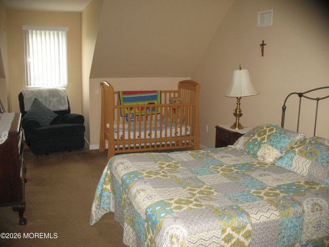 550 Egenolf Place, Bayville, NJ 08721