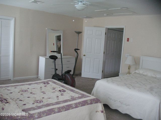 550 Egenolf Place, Bayville, NJ 08721
