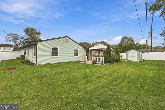 11 GINGER LN, Willingboro, NJ 08046