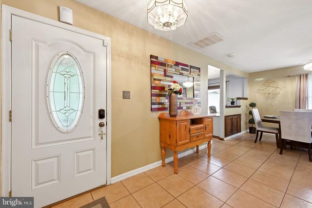 11 GINGER LN, Willingboro, NJ 08046