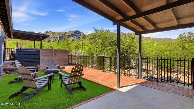 4055 E Alvernon Circle, Tucson, AZ 85718