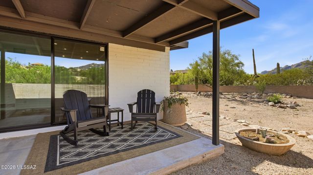 4055 E Alvernon Circle, Tucson, AZ 85718