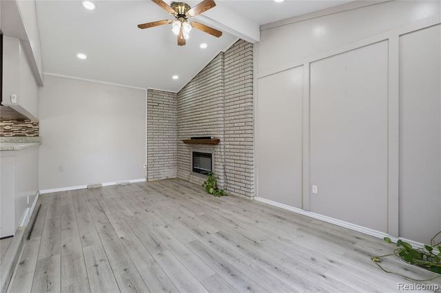 3173 Hedge Drive, Sterling Heights, MI 48310