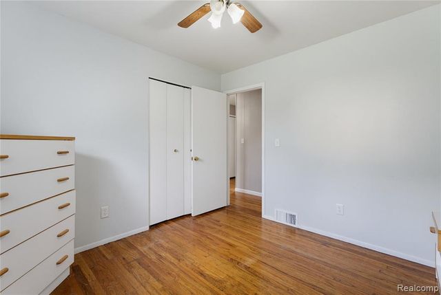 3173 Hedge Drive, Sterling Heights, MI 48310