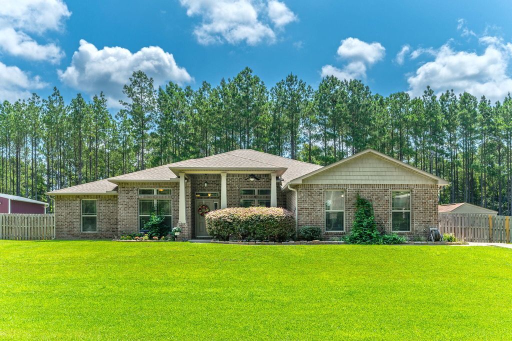 6563 Welannee Boulevard, Laurel Hill, FL 32567