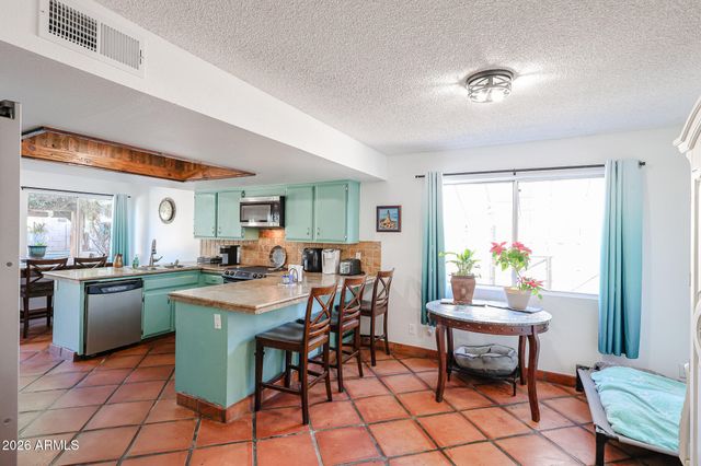 4154 W LIBBY Street, Glendale, AZ 85308