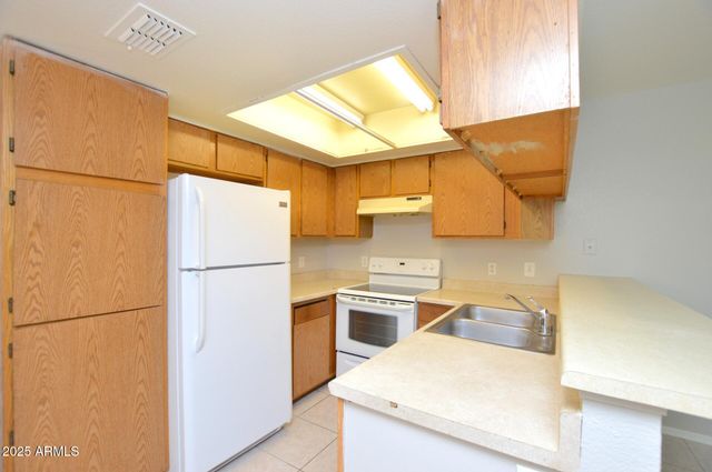 551 S LESUEUR Street, Mesa, AZ 85204