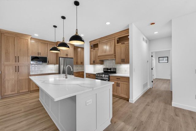 6249 Ronald Reagan Drive, Deforest, WI 53532